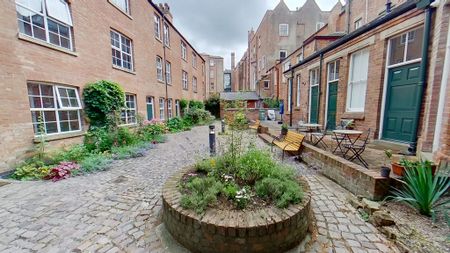 3 Bedroom Cottage - Photo 4