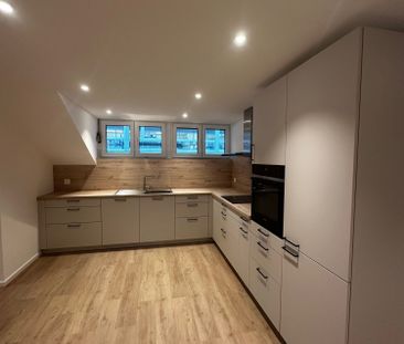 Spacieux appartement de 4,5 pièces rénové à Bévilard - Photo 4