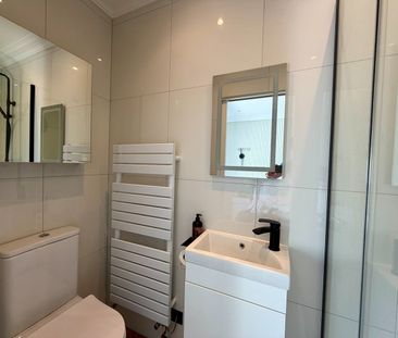 1 Bed Flat, Bolingbroke Grove, SW11 - Photo 6