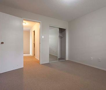 Park Astoria Apartments - Bachelor - Photo 5