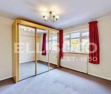 2 bedroom maisonette to rent - Photo 5