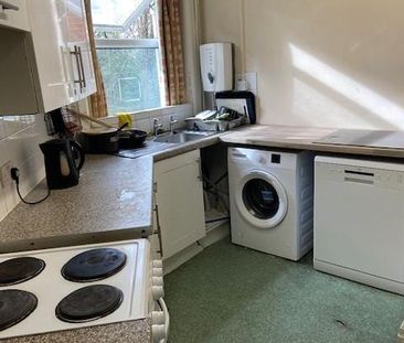 1 bedroom house of multiple occupation to rent - Photo 5
