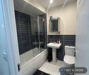 1 bedroom in a house share to rent - Photo 6