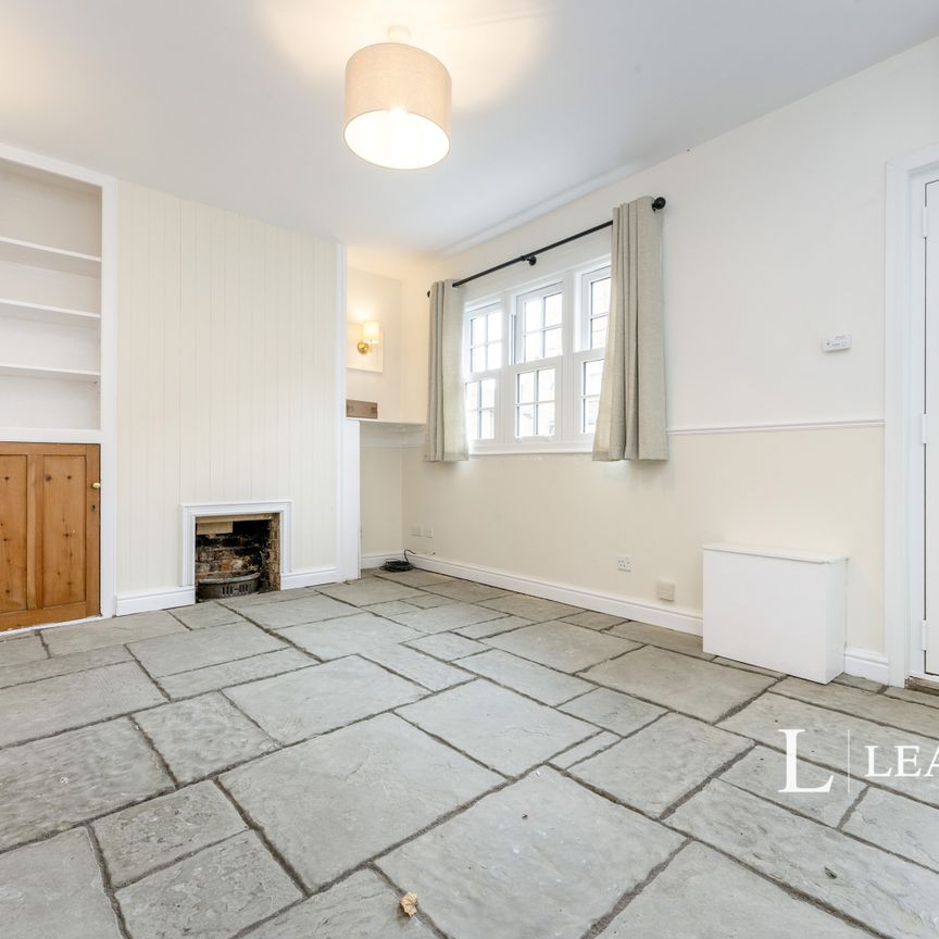 2 bedroom cottage to rent Mill Street, Newport Pagnell, MK16 - Photo 1