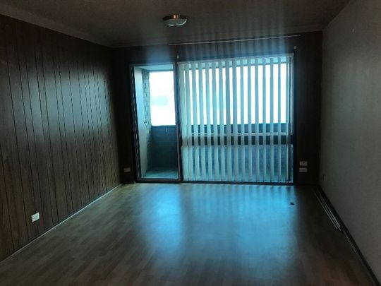 Walking Distance To Liverpool Station & Hospital! - Photo 1