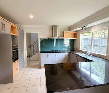 Spacious Family Living in Greenhithe - Photo 1
