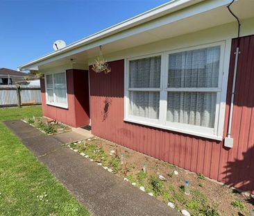 1/7 Thompson Street, Mangere East, Auckland - Photo 1