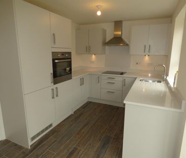 3 bed detached house to rent in Ascot Drive, North Gosforth - Photo 2