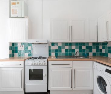 31E Eyre Place - Photo 5