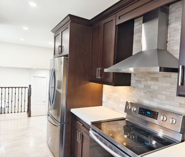 For Lease - 2615 Windjammer Road Unit# Upper, Mississauga, Ontario - Photo 4