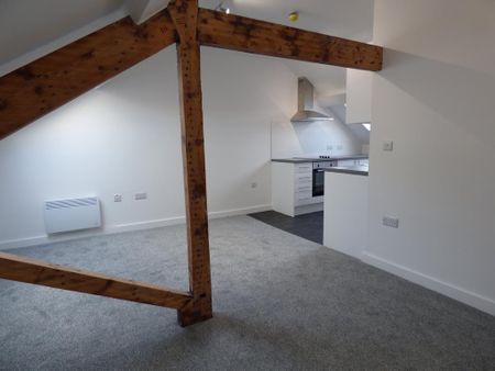 2 bedroom flat to rent - Photo 2