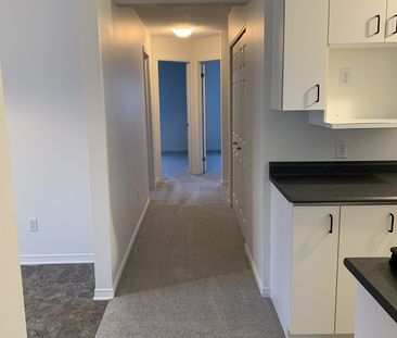 Superbe 5 1/2 à Louer - Photo 3