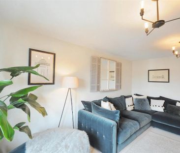 3 bedroom apartment to rent - Photo 3