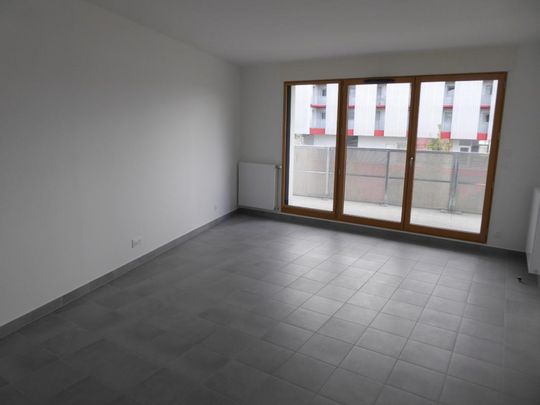 Location Appartement 2 pièces 57m² BEGLES 33130 - Photo 1