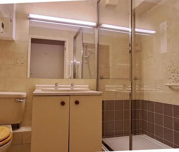 2 bed retirement property to rent in Elstree Road, Bushey, WD23 - Photo 1