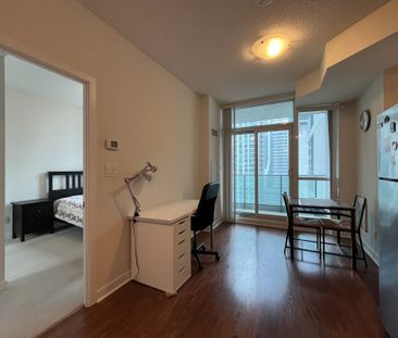 For Lease - 33 Bay Street Unit# 2305, Toronto, Ontario - Photo 1