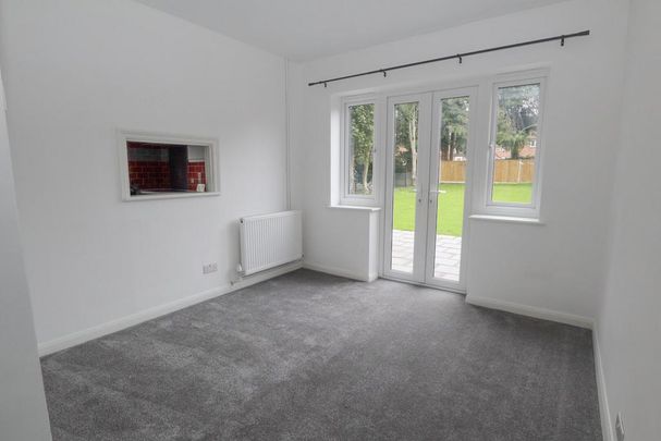 3 bedroom semi-detached house to rent - Photo 1