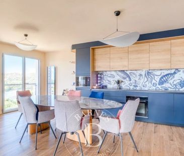 Appartement • Sainte Anne - Photo 2