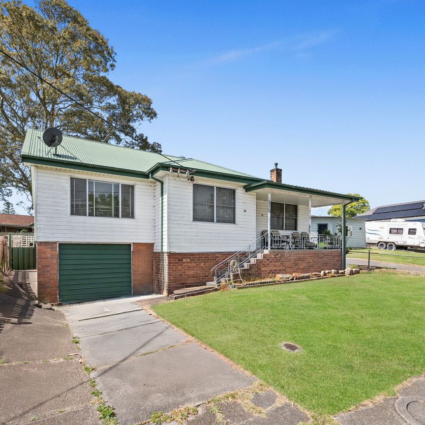 FRESHLY UPDATED FAMILY HOME - Photo 1