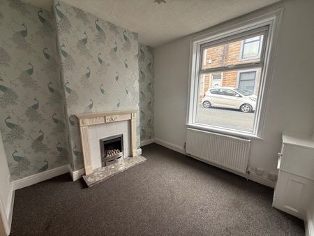 Windsor Street - Photo 2