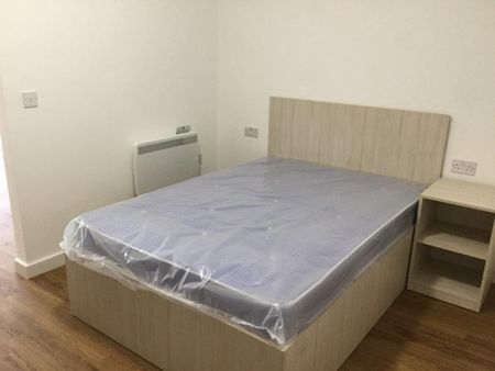 Studio to rent - Photo 5