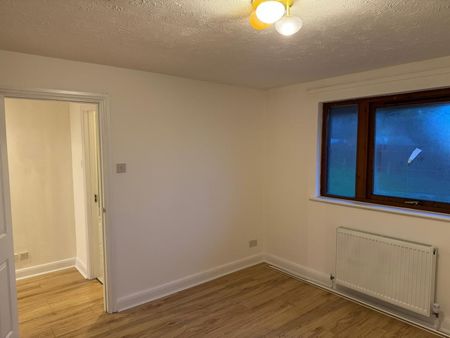 1 Bed Flat, Shapland Way, N13 - Photo 5
