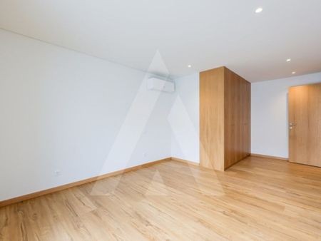 Luxury Flat for rent in Glicinias, Aveiro - Photo 4