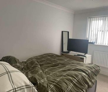 Thorney Leys, Witney, OX28 - Photo 3