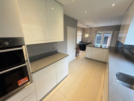 3 bedroom detached house to rent - Photo 5