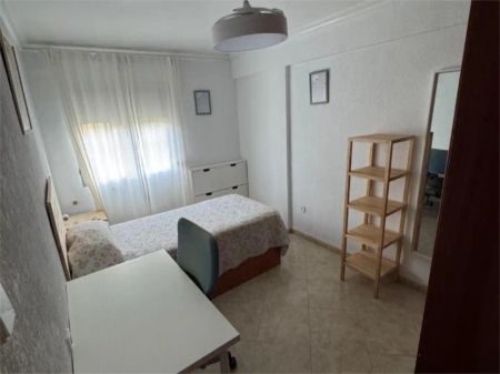 Piso de alquiler en Avenida Santa Cecilia, 3, Triana Oeste - Foto 3