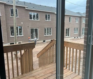 Condo Townhouse For Lease | W9250716 - Photo 3