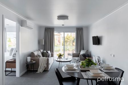 Fully furnished, Premier Battery Point Appartment - Photo 2