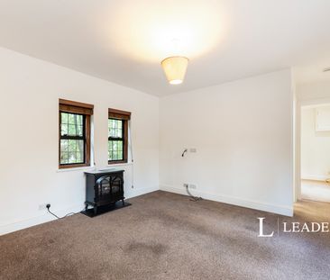 2 bedroom barn conversion to rent The Street, Ewhurst, Cranleigh, S... - Photo 2