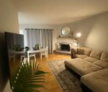 Main floor three bedroom suite | 5842 Dalgleish Road Northwest, Cal... - Photo 1