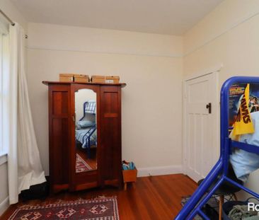 Fresh family home in great location! - Photo 2
