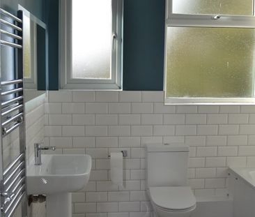 6 Bed Terraced House, Glenburnie Road, SW17 - Photo 4