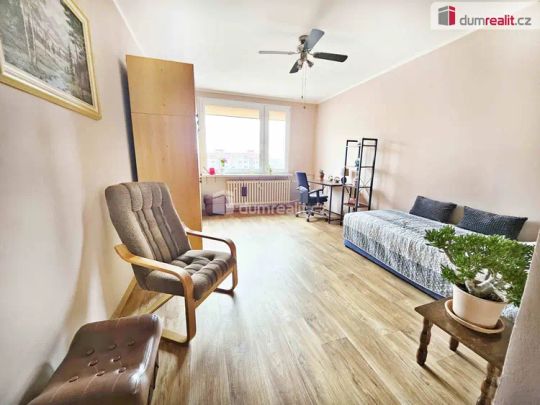 pronájem vybaveného bytu 2+1 s lodžií, Lovosice - Photo 1