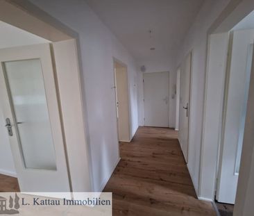 M 16 ST. MAGNUS -vermietet-helle 3 Zimmerwohnung mit Balkon in eine... - Photo 6