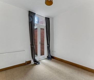 1 Bedroom Flat To Let - Photo 1
