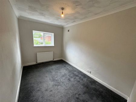 3 Bedroom House - Fort Road, Southampton - Photo 4