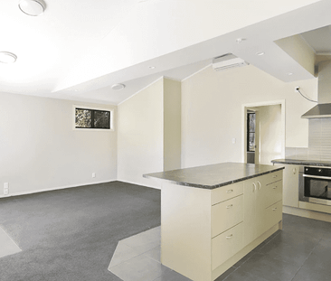 Private Bush Retreat in Sought After Mellons Bay - Photo 1