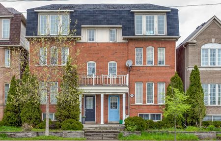 For Lease - 2162 St Clair Avenue, Toronto, Ontario - Photo 4