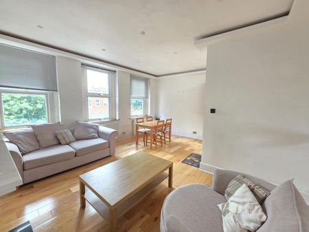 2 bedroom flat to rent - Photo 2