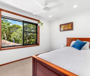 Beautifully renovated three bedroom + office home in bushland setti... - Photo 3