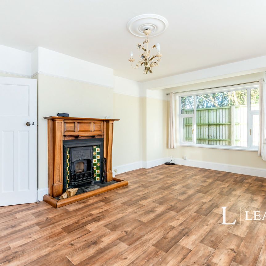 5 bedroom house to rent Portsdown Hill Road, Drayton, Portsmouth, Hampshire, PO6 - Photo 1