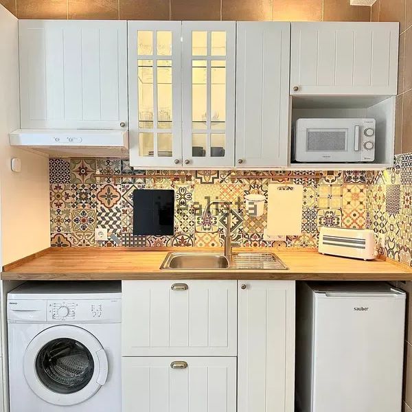 Alquiler de estudio en Calle Paralela Estocolmo, 5 - Photo 1