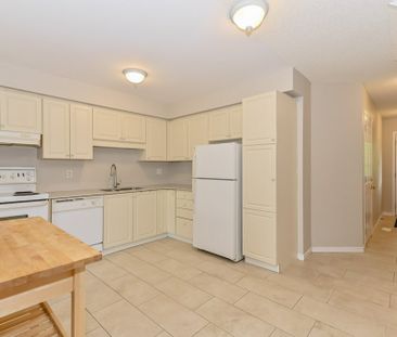 124 Gosling Gardens, Guelph - Photo 4