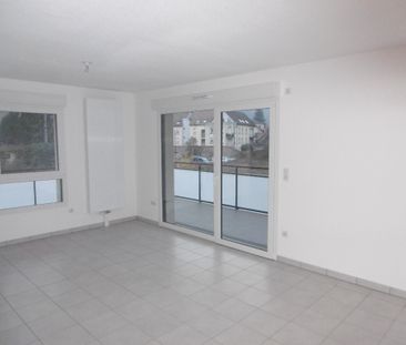 Location Appartement 3 pièces 65m² - Photo 2