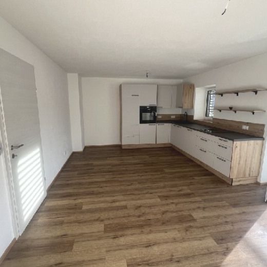 Moderne Wohnung mit eigenem Zugang - Foto 1