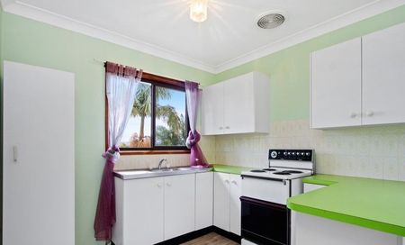 Coastal Charm & Comfortable Living in the Heart of Surfside - Photo 5